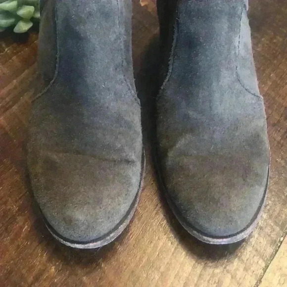 Madewell | Brown Suede Ankle Booties - Picture 5 of 7